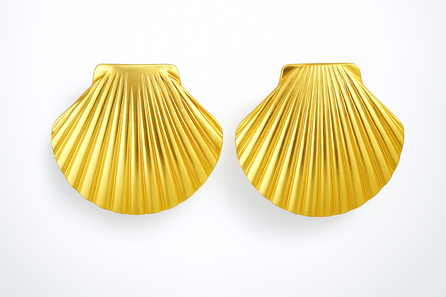 Gold Plated Seashell Earrings – Elegant & Trendy Statement Jewelry for Women