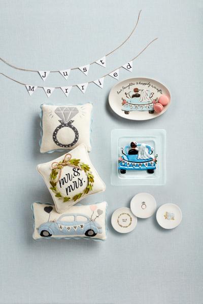 Mr & Mrs Felt Ring Cushion – 8x8 Inch Wedding Decor | Handmade Engagement Ring Holder Pillow