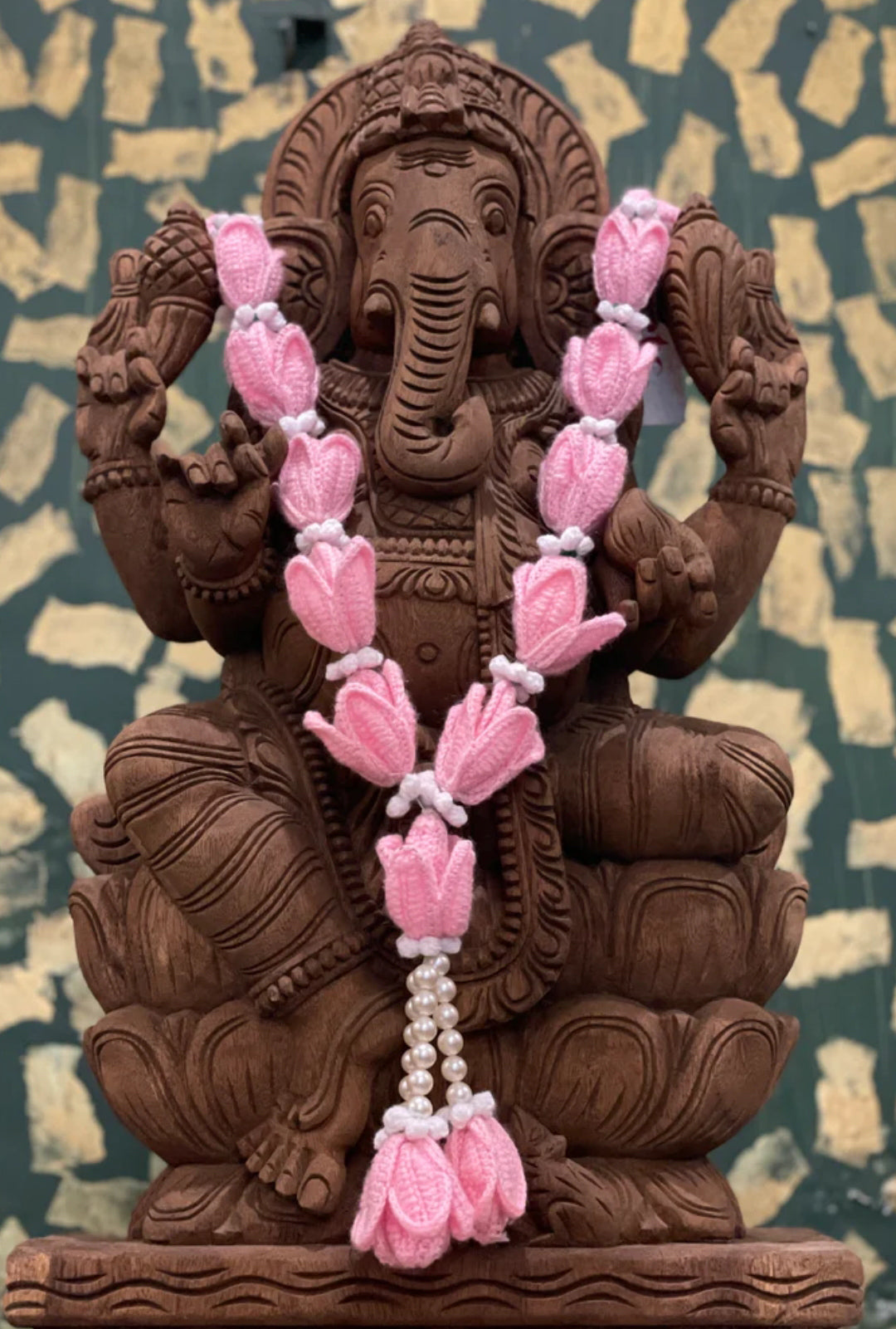 Crochet tulip varmala
