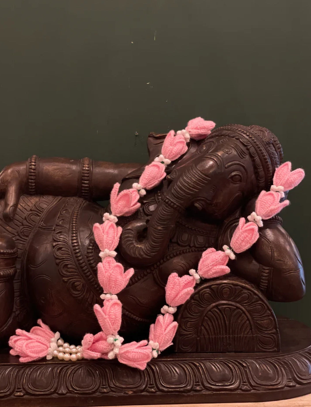 Crochet tulip varmala