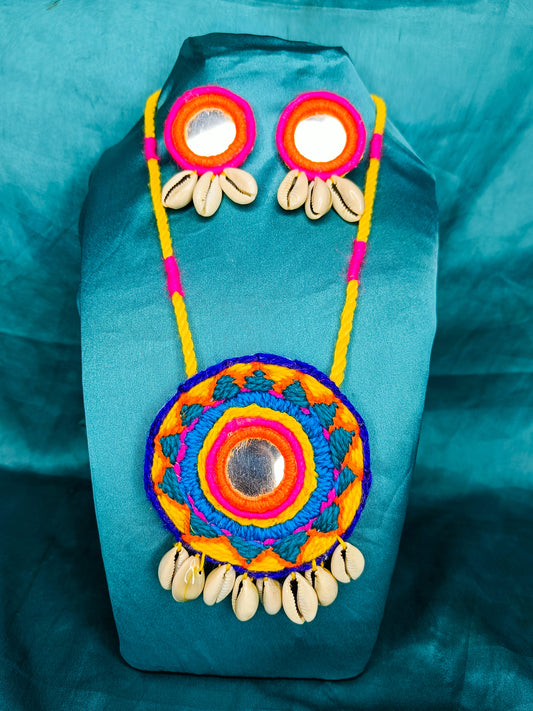 Bulbul necklace