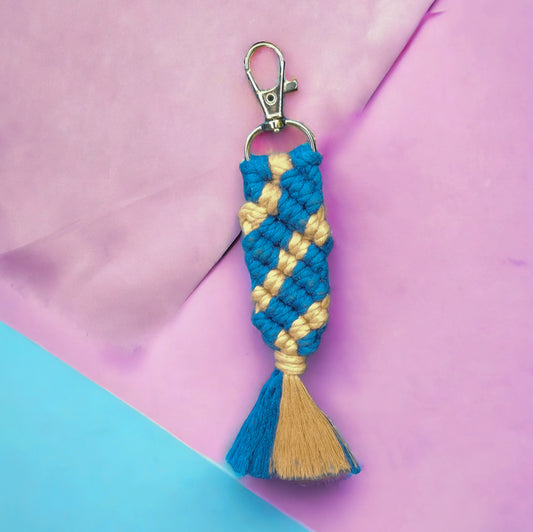 Macrame keychain