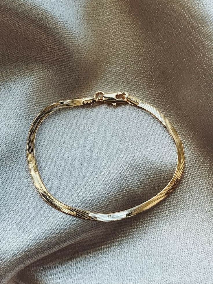 Minimalist Gold-Plated Sleek Bracelet