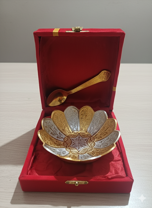 Silver-Plated Decorative Bowl with Spoon in Velvet Box