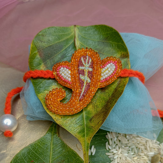 🌺 Handcrafted Ganesha Rakhi — Blessings of Wisdom and Prosperity 🌺